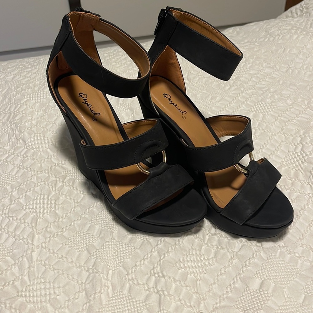 black high heels